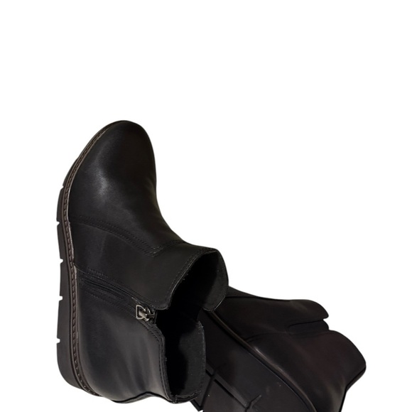 Women's ZEROGRAND City Wedge
Waterproof Chelsea Boots - Picture 8 of 16